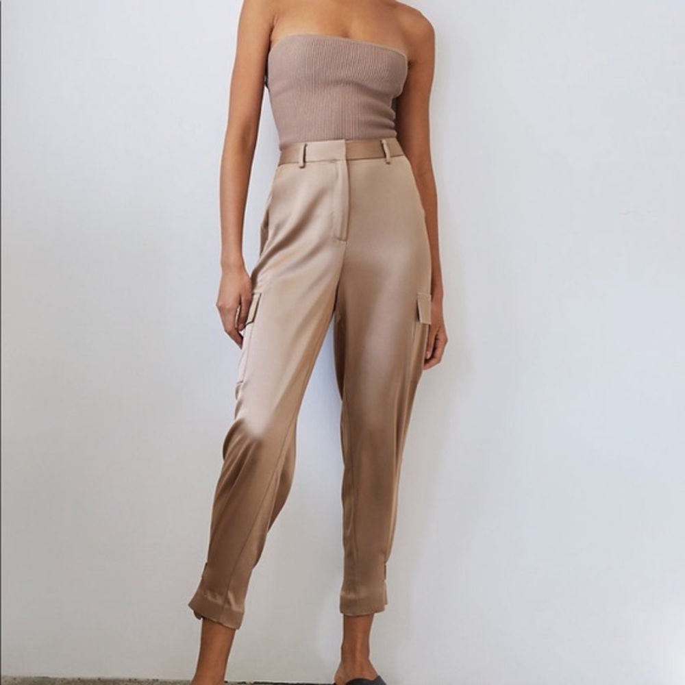 BABATON REFINED CARGO PANT IN TAUPE 
00
WORN ONCE